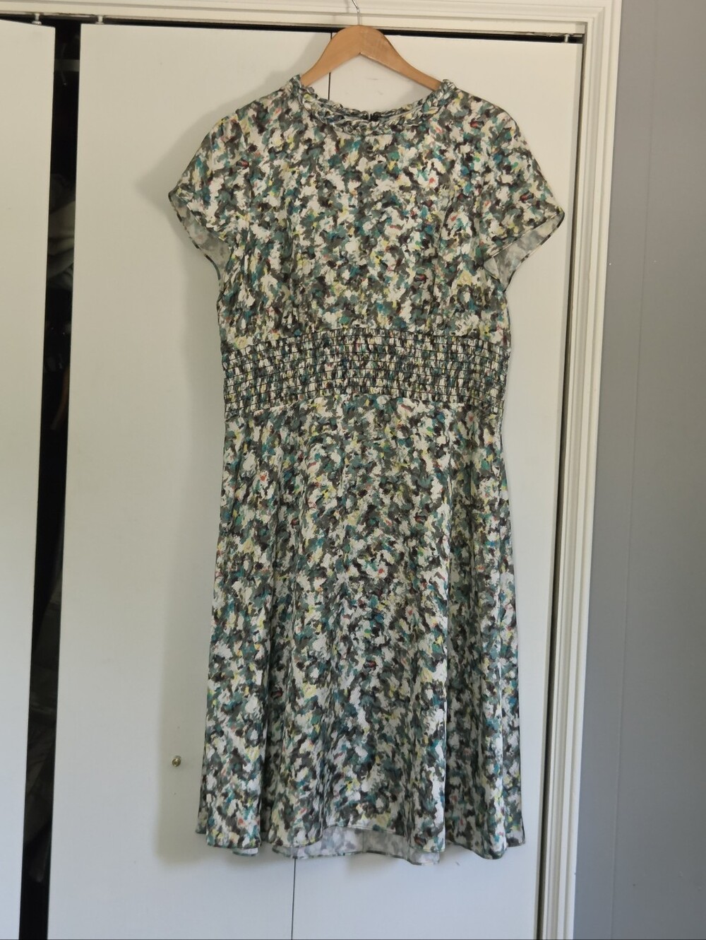 DYVNA Silk Smocked Waist Floral Midi Dress - White & Green